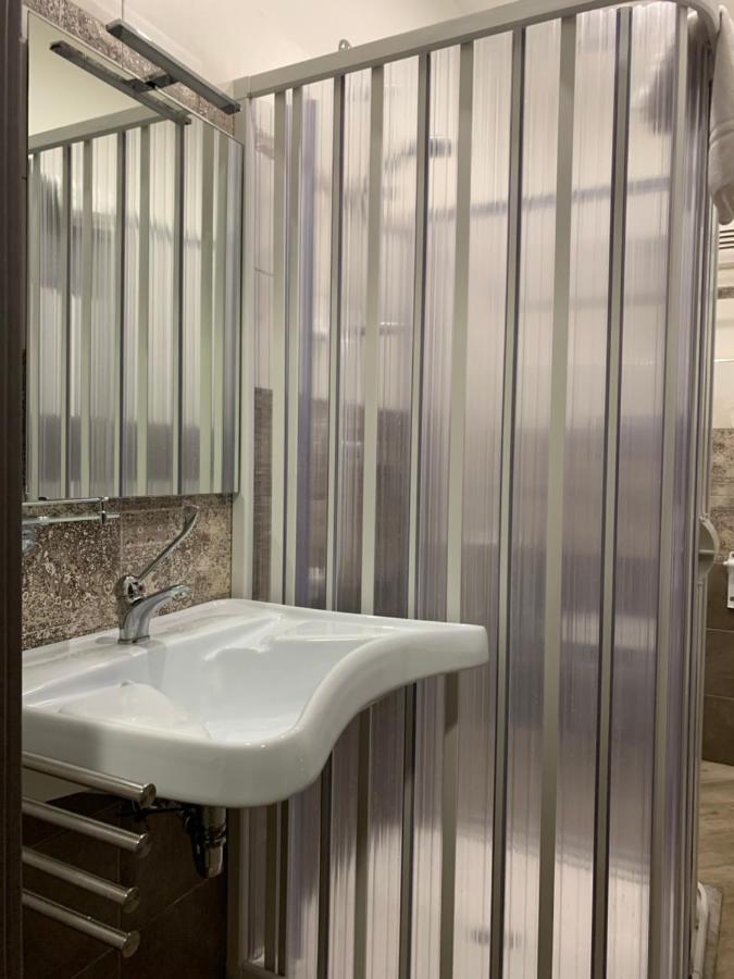 Guesthouse Ughetti 21 Catania Ngoại thất bức ảnh